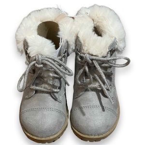 OLD NAVY || Faux-Suede Lace-Up Faux-Fur Cuff Boots | Grey || Toddler Girls 5